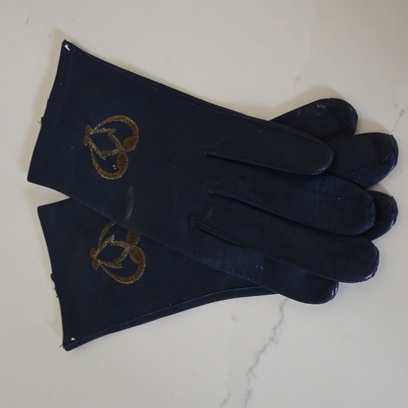 Leather driving gloves - Picture 1 of 5